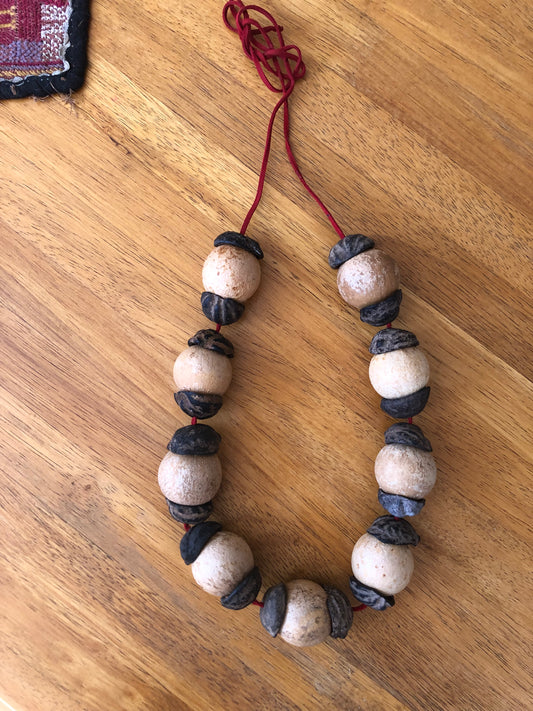 Kukui Nut Lei